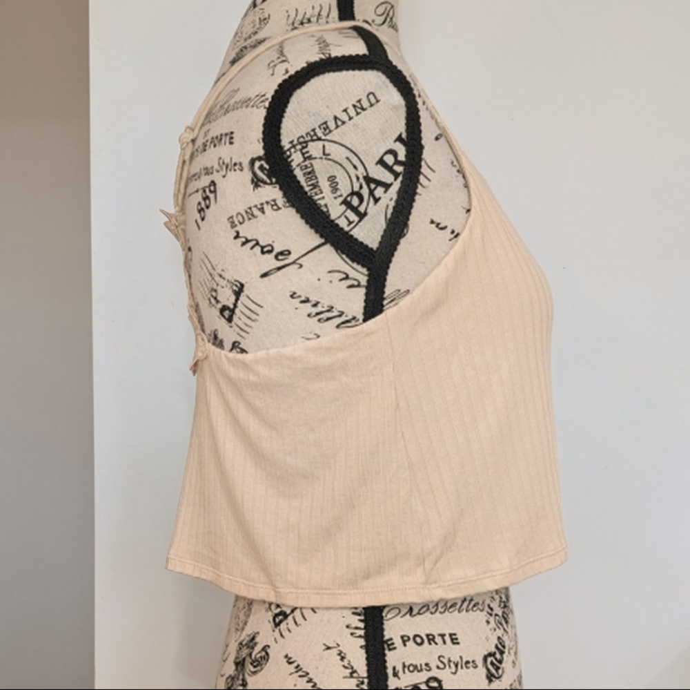 AERIE | Women's Beige Racerback w/ Floral Lace Detailing Cropped Bralette NWOT - Picture 4 of 5